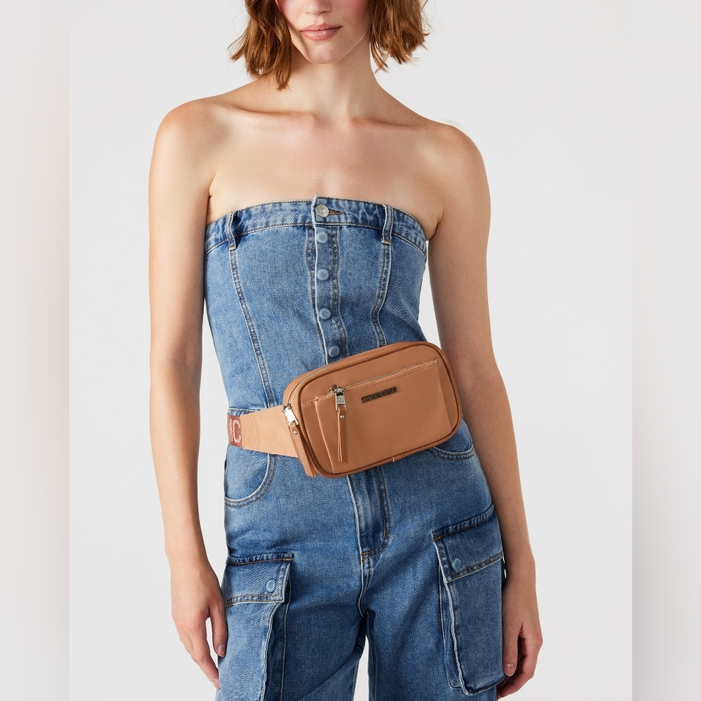 Steve Madden Belt Bag / Sand